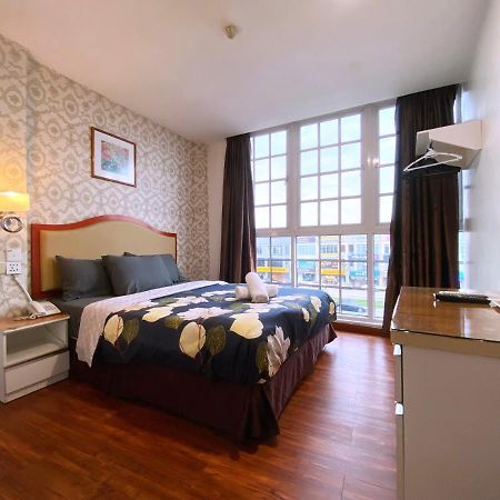 Mr Hotel Nusa Bestari 士姑来 外观 照片