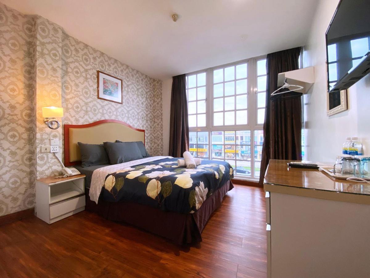 Mr Hotel Nusa Bestari 士姑来 外观 照片